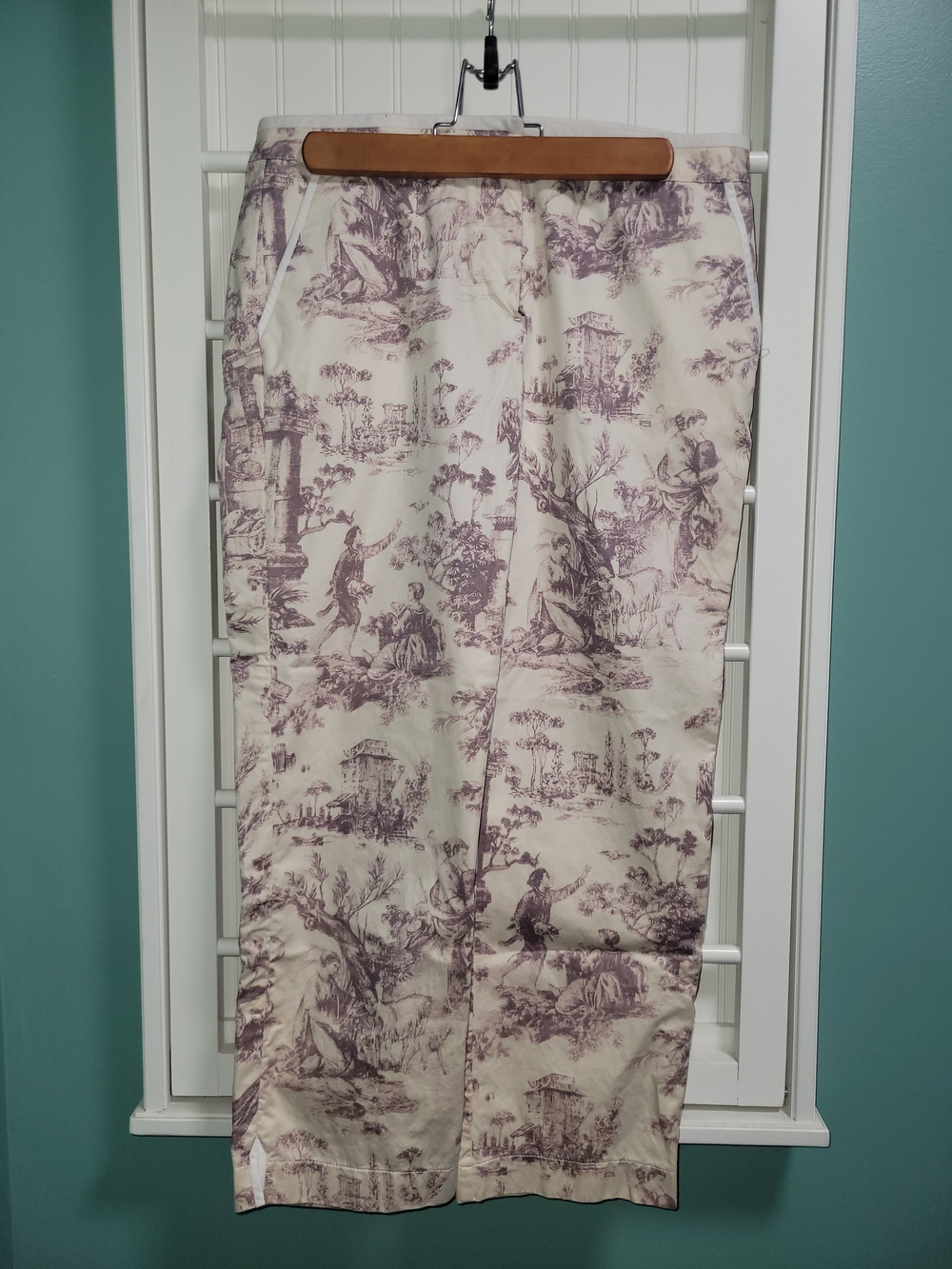 Vintage J Crew Favorite Fit Cropped Blue/Ecru Toile Pants. Size 4 EUC